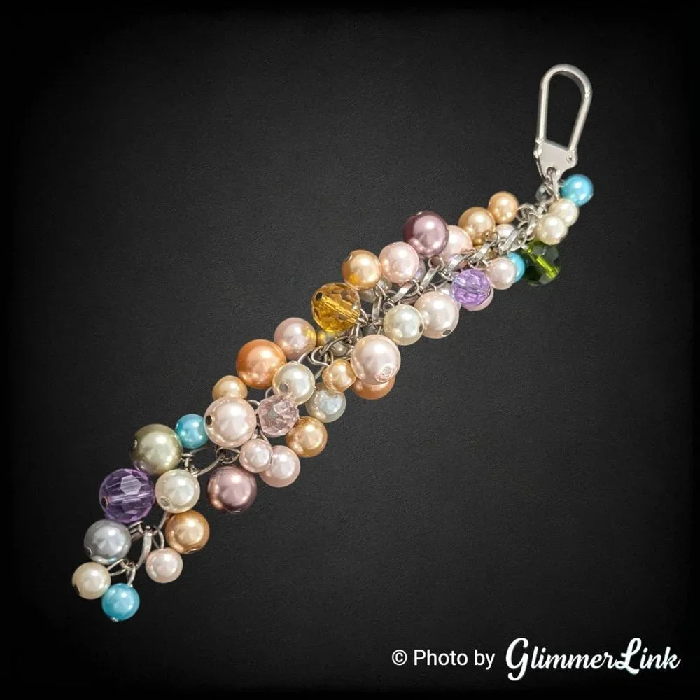 Multicolor Pastel Beaded Cluster Faux Pearl Faceted Bead Purse Charm Keychain - Picture 2 of 11